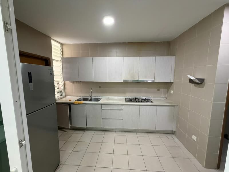 Kondominium untuk Dijual di Sri Putramas III / Royal Regent - Louis Foong - Kitchen - PropertyGuru.com.my