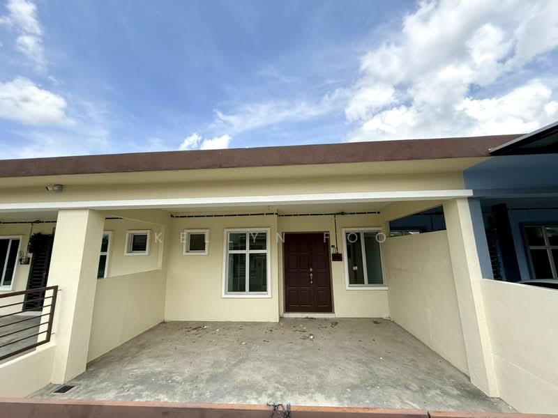 1-storey Terraced House for Sale in Alor Gajah (Melaka) - Kellyn Foo - Exterior - PropertyGuru.com.my