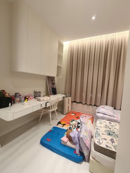 2-storey Terraced House for Sale in Taman Mount Austin (Tebrau) - Edward Tan - Bedroom - PropertyGuru.com.my