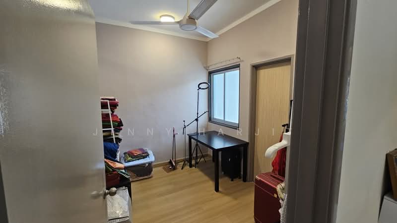 2-storey Terraced House for Sale in Subang Jaya (Selangor) - Jenny Harjit - Study - PropertyGuru.com.my