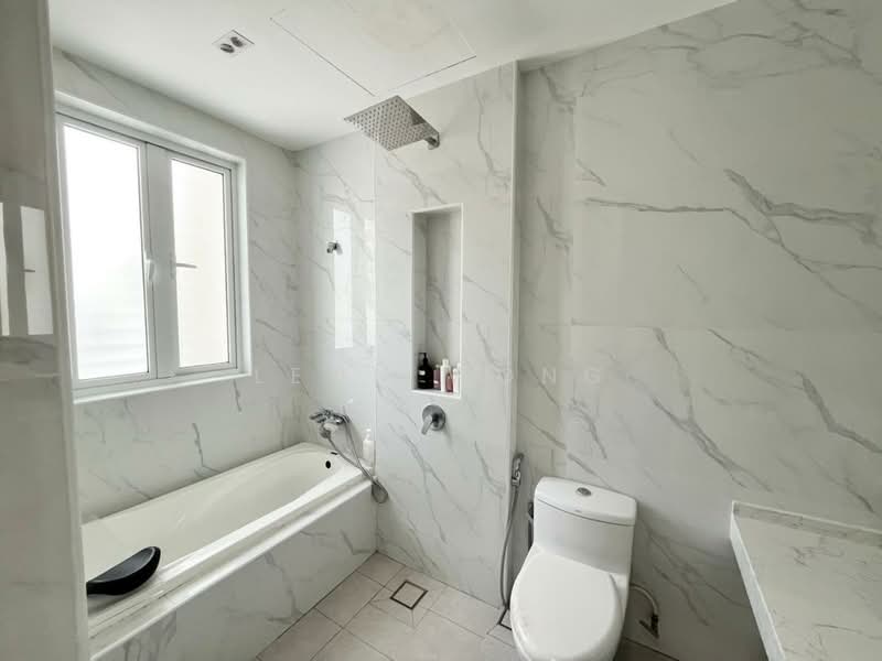 3.5-storey Terraced House for Sale in New Green Park (Rawang) - Leon Wong - Bathroom - PropertyGuru.com.my