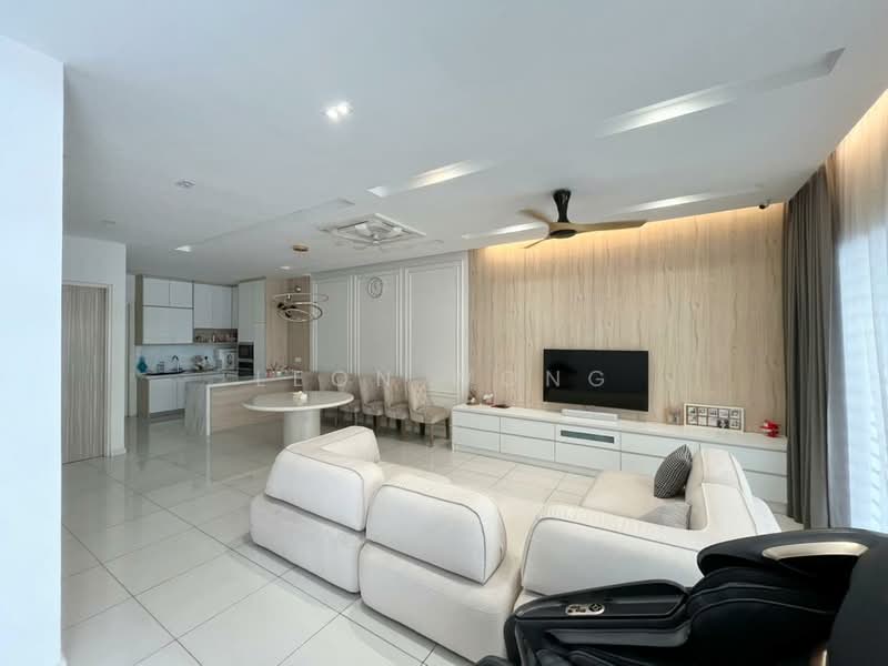 3.5-storey Terraced House for Sale in New Green Park (Rawang) - Leon Wong - Living Room - PropertyGuru.com.my