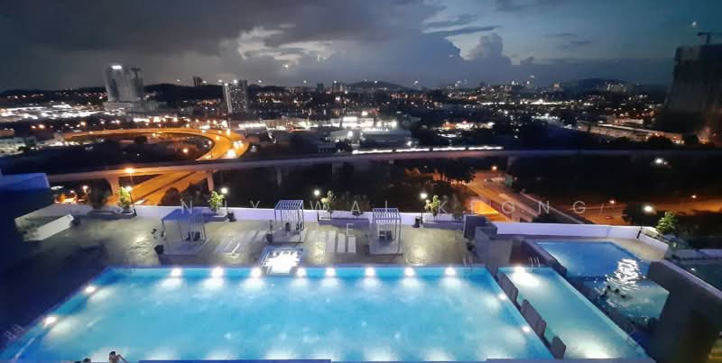 Servis Apartment untuk Dijual di Service Residence @ Landmark Residence 1 - Sunny Wai Keong Lee - Pool - PropertyGuru.com.my
