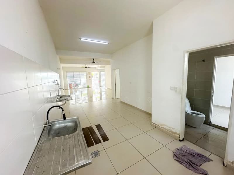 2-storey Terraced House for Sale in Seremban (Negeri Sembilan) - Calvin Chong - Kitchen - PropertyGuru.com.my
