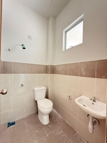 1-storey Terraced House for Sale in Alor Gajah (Melaka) - Kellyn Foo - Bathroom - PropertyGuru.com.my