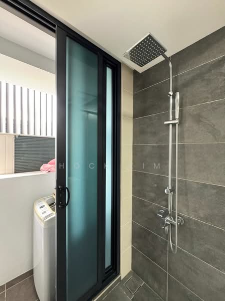 Pangsapuri untuk Disewa di Almas - Hock Kim - Bathroom - PropertyGuru.com.my