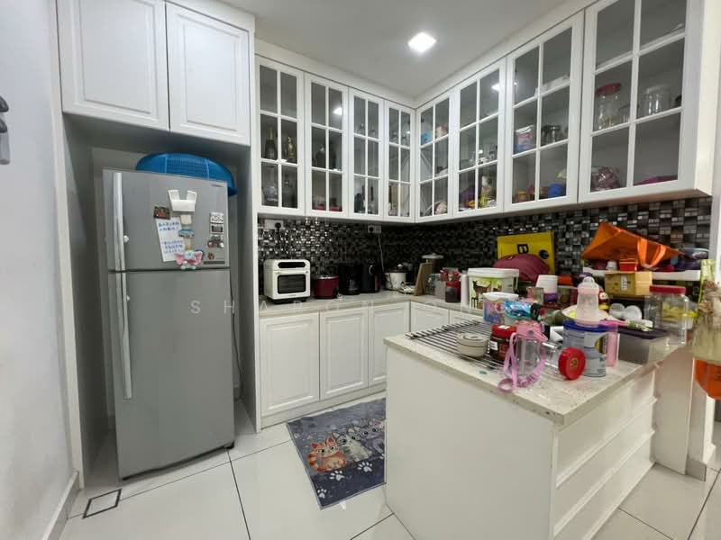 Cluster House for Sale in Taman Mutiara Mas (Skudai) - Sharon Ong - Kitchen - PropertyGuru.com.my