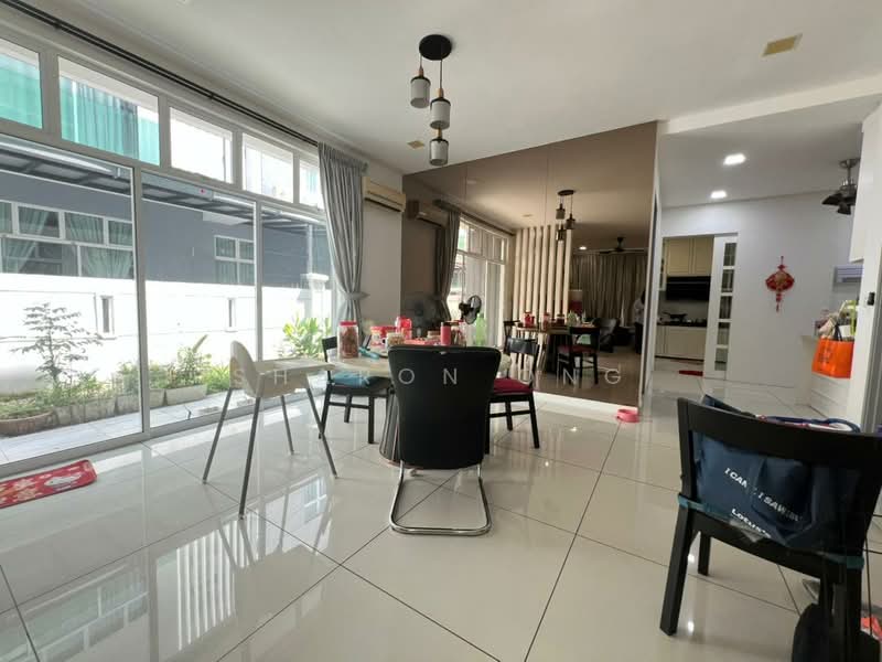 Cluster House for Sale in Taman Mutiara Mas (Skudai) - Sharon Ong - Living Room - PropertyGuru.com.my