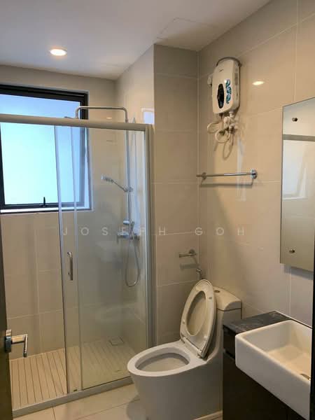 Kondominium untuk Disewa di Bay Point @ Country Garden Danga Bay - Joseph Goh - Bathroom - PropertyGuru.com.my