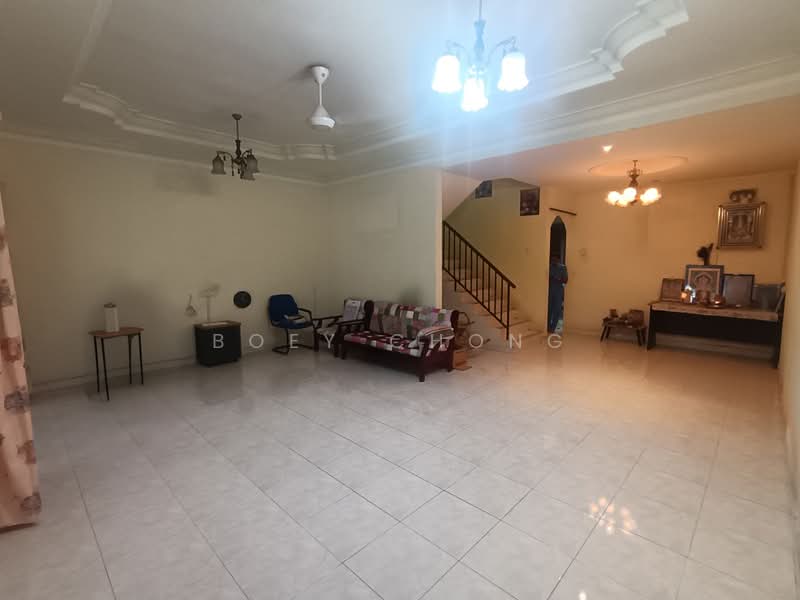 Terraced House for Sale in Ipoh (Perak) - Boey Chong - Living Room - PropertyGuru.com.my