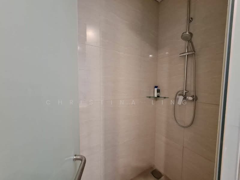 Servis Apartment untuk Disewa di Puteri Cove Residences - Christina Ling - Bathroom - PropertyGuru.com.my