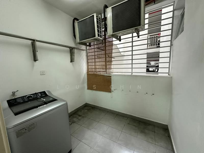 Apartment for Rent at Austin Suites (Permata Austin) - Louis Chin - Balcony - PropertyGuru.com.my