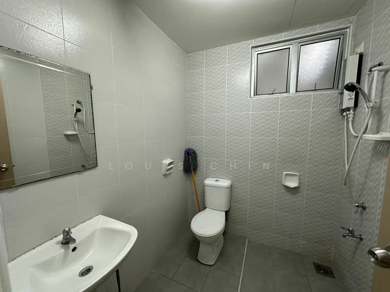 Apartment for Rent at Austin Suites (Permata Austin) - Louis Chin - Bathroom - PropertyGuru.com.my