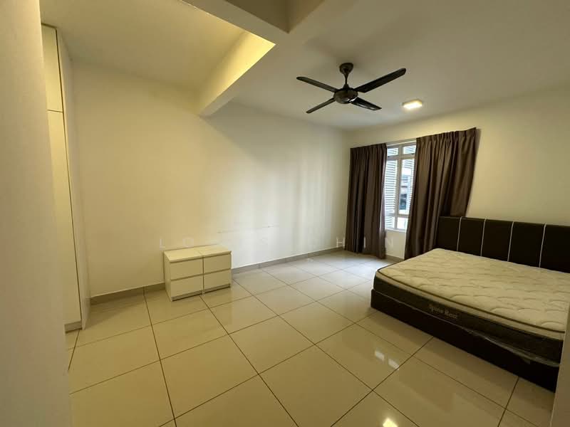 Apartment for Rent at Austin Suites (Permata Austin) - Louis Chin - Bedroom - PropertyGuru.com.my