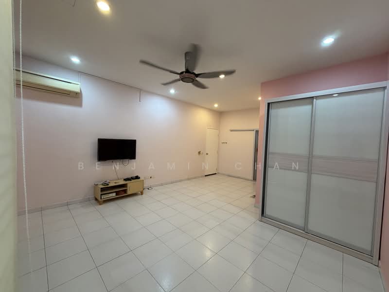 2-storey Terraced House for Rent in Iskandar Puteri (Nusajaya) (Johor) - Benjamin Chan - Living Room - PropertyGuru.com.my