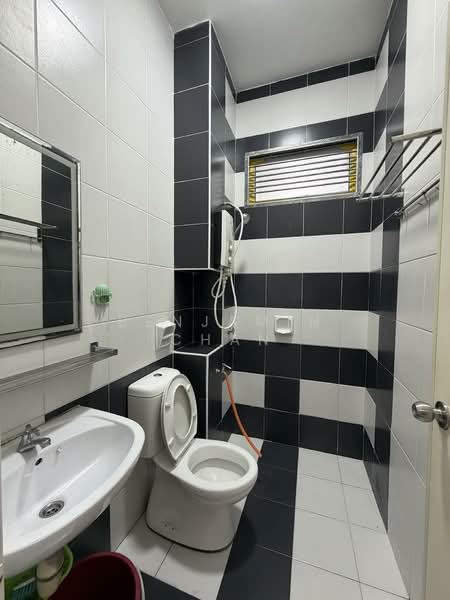 2-storey Terraced House for Rent in Iskandar Puteri (Nusajaya) (Johor) - Benjamin Chan - Bathroom - PropertyGuru.com.my