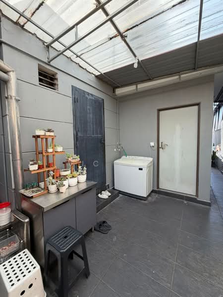 Rumah Berkembar untuk Dijual di Taman Perling (Perling) - Vic Lim - Exterior - PropertyGuru.com.my