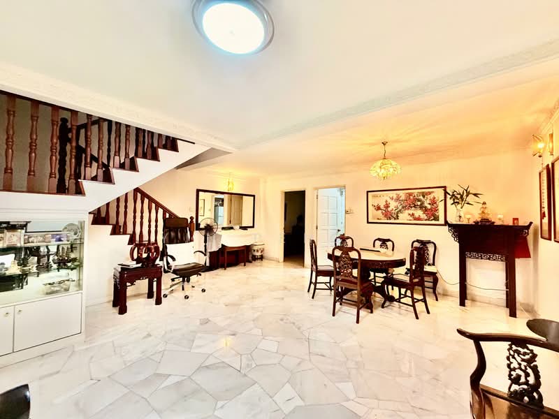 2-storey Terraced House for Sale in Taman Tun Dr Ismail (Kuala Lumpur) - Yin Peng . - Living Room - PropertyGuru.com.my