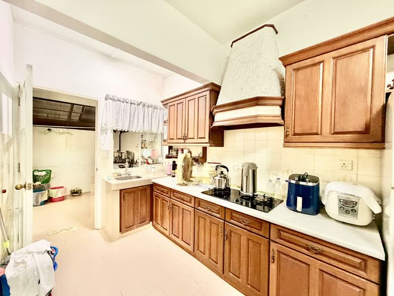 2-storey Terraced House for Sale in Taman Tun Dr Ismail (Kuala Lumpur) - Yin Peng . - Kitchen - PropertyGuru.com.my