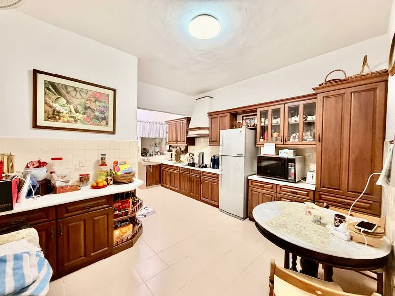 2-storey Terraced House for Sale in Taman Tun Dr Ismail (Kuala Lumpur) - Yin Peng . - Kitchen - PropertyGuru.com.my