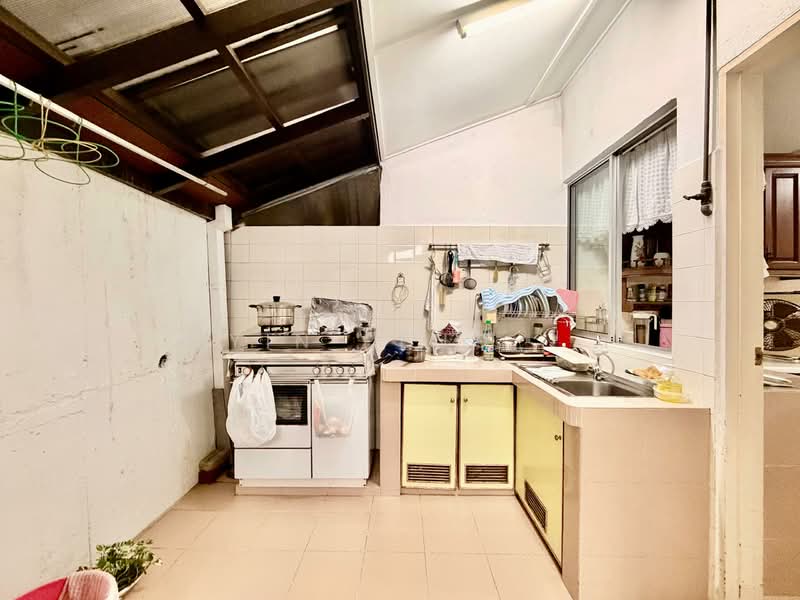 2-storey Terraced House for Sale in Taman Tun Dr Ismail (Kuala Lumpur) - Yin Peng . - Kitchen - PropertyGuru.com.my