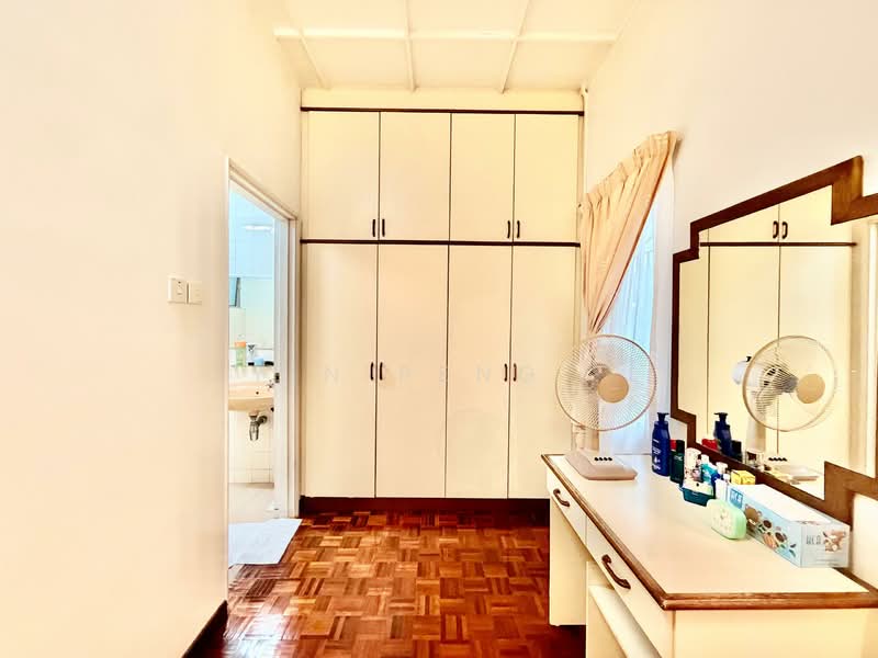 2-storey Terraced House for Sale in Taman Tun Dr Ismail (Kuala Lumpur) - Yin Peng . - Bedroom - PropertyGuru.com.my