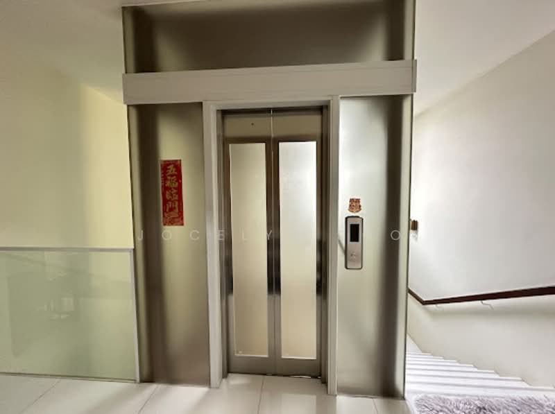 Rumah Banglo untuk Dijual di Batu 9 (Cheras) - Jocelyn Soo - Corridor - PropertyGuru.com.my