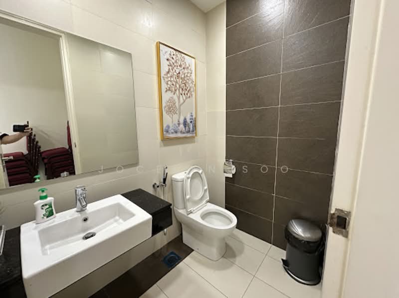 Rumah Banglo untuk Dijual di Batu 9 (Cheras) - Jocelyn Soo - Bathroom - PropertyGuru.com.my