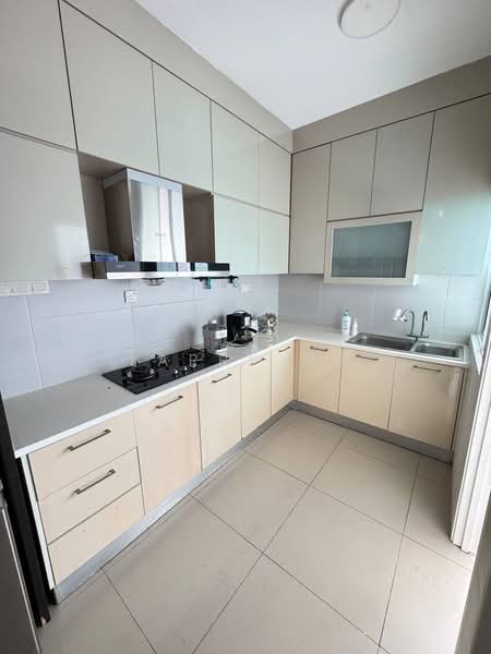 Pangsapuri untuk Disewa di Horizon Residence (Dwi Mutiara) - Larry Ng - Kitchen - PropertyGuru.com.my