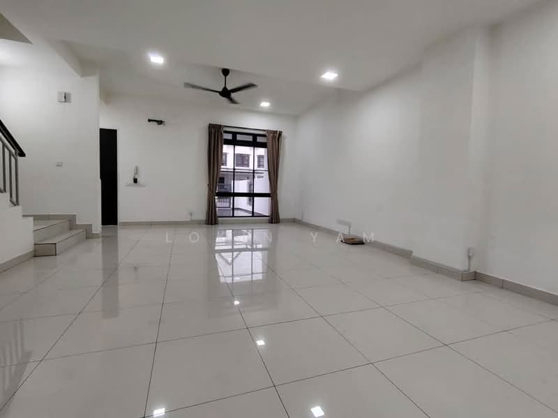 Rumah Teres untuk Dijual di Johor Bahru (Johor) - Lokin Yam - Living Room - PropertyGuru.com.my