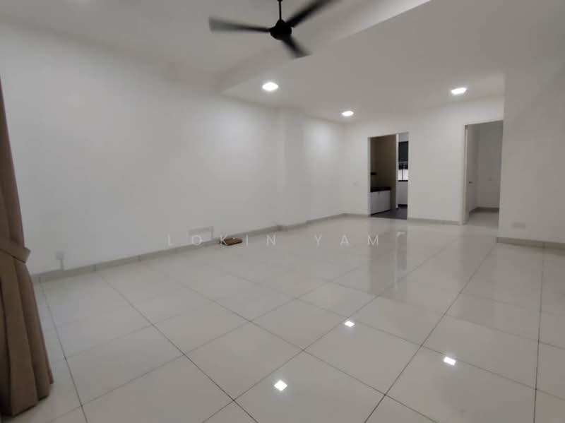 Rumah Teres untuk Dijual di Johor Bahru (Johor) - Lokin Yam - Living Room - PropertyGuru.com.my