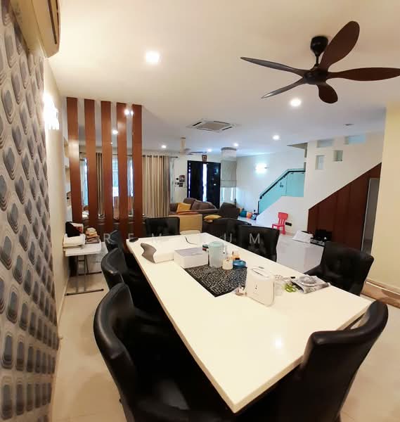 2.5-storey Terraced House for Sale in Bangsar (Kuala Lumpur) - Prem Kumar - Living Room - PropertyGuru.com.my