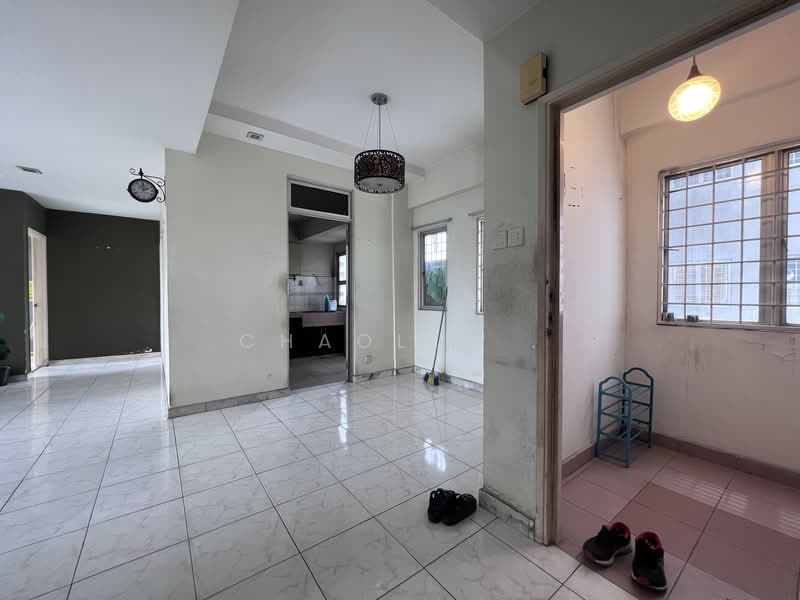 Condominium for Sale at Midah Ria Condominium - ChaoLim . - Living Room - PropertyGuru.com.my