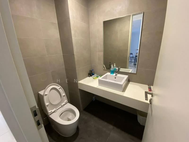 Condominium for Sale at Vivo Residential Suites - Henry Yee - Bathroom - PropertyGuru.com.my