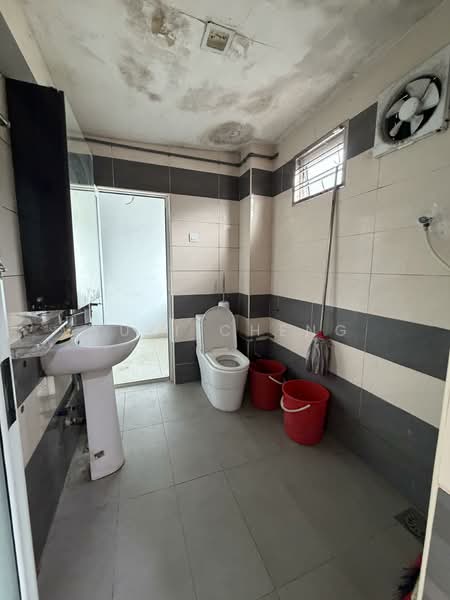 2-storey Terraced House for Sale in Taman Universiti (Skudai) - Yuki Cheng - Bathroom - PropertyGuru.com.my