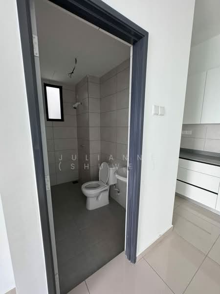 Apartment for Sale at ONE CITY RESIDENCES - Julianne (ShuWei) - Bathroom - PropertyGuru.com.my