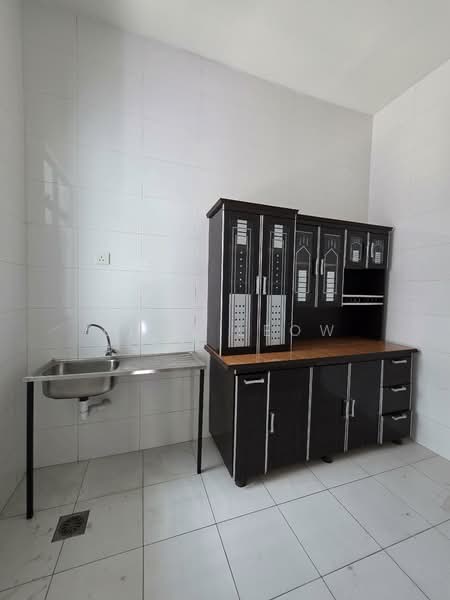 3-storey Terraced House for Sale in Taman Limbongan Indah (Klebang) - Eddy Leow - Kitchen - PropertyGuru.com.my