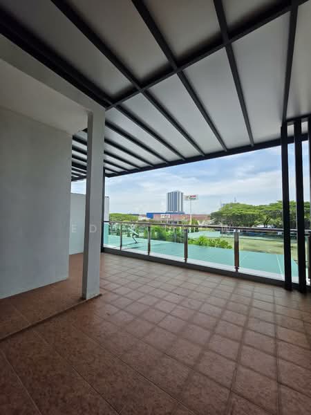 3-storey Terraced House for Sale in Taman Limbongan Indah (Klebang) - Eddy Leow - Balcony - PropertyGuru.com.my