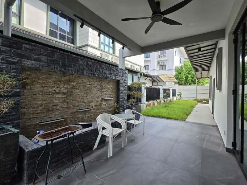 Semi-Detached House for Sale in Taman Iskandar (Johor Bahru) - Hong . - Exterior - PropertyGuru.com.my