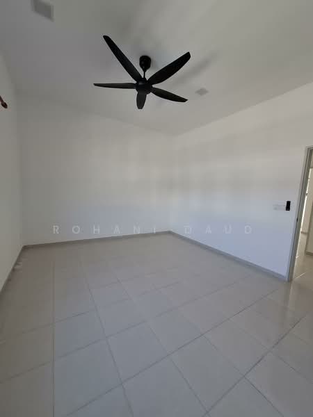 2-storey Terraced House for Rent in Bandar Baru Salak Tinggi (Sepang) - Rohani Daud - Interior - PropertyGuru.com.my