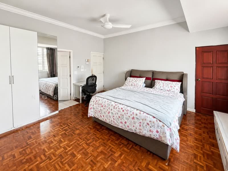 Rumah Banglo untuk Dijual di Seksyen 12 (Shah Alam) - Nor Azdlin Adnan - Bedroom - PropertyGuru.com.my