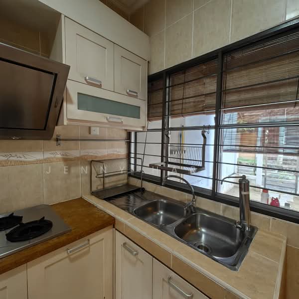 2-storey Terraced House for Sale in Putra Heights (Subang Jaya) - Jenny Harjit - Kitchen - PropertyGuru.com.my