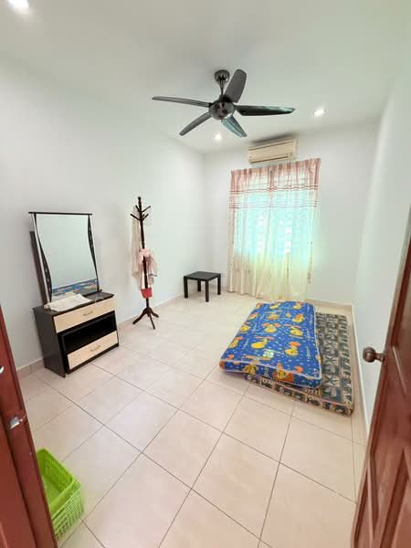 Rumah Teres 2 Tingkat untuk Disewa di Taman Mutiara Indah (Puchong) - Carlos Ng - Bedroom - PropertyGuru.com.my