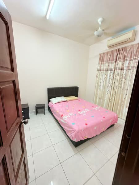 Rumah Teres 2 Tingkat untuk Disewa di Taman Mutiara Indah (Puchong) - Carlos Ng - Bedroom - PropertyGuru.com.my