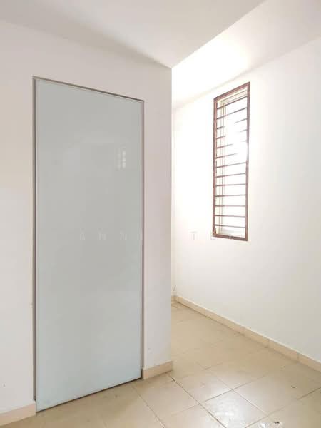 2.5-storey Terraced House for Sale in Bandar Seri Alam (Masai) - Annie Tee - Interior - PropertyGuru.com.my