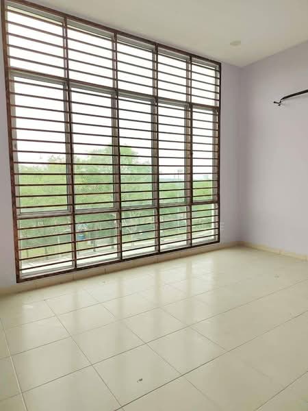 2.5-storey Terraced House for Sale in Bandar Seri Alam (Masai) - Annie Tee - Interior - PropertyGuru.com.my