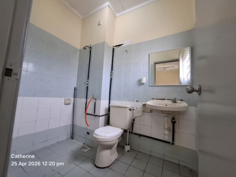2-storey Terraced House for Sale in Putra Heights (Subang Jaya) - Catherine Tan - Bathroom - PropertyGuru.com.my