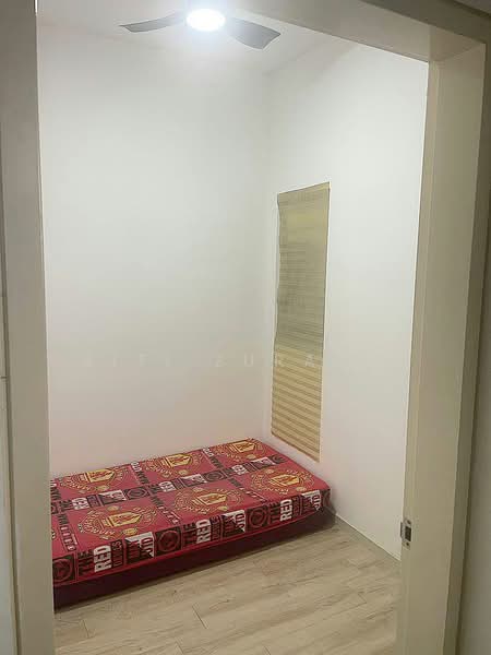 Condominium for Rent at Lakefront Residence - Siti Zuraini - Bedroom - PropertyGuru.com.my
