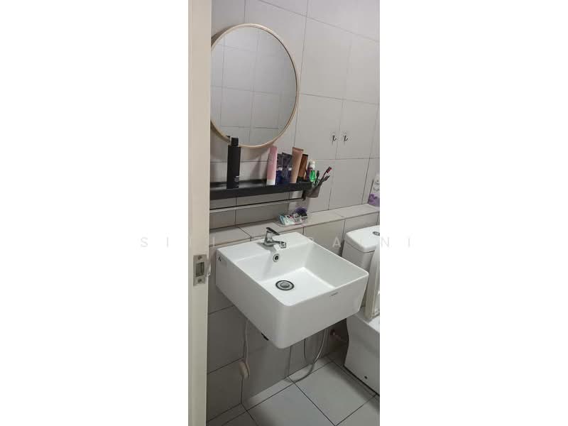 Condominium for Rent at Lakefront Residence - Siti Zuraini - PropertyGuru.com.my