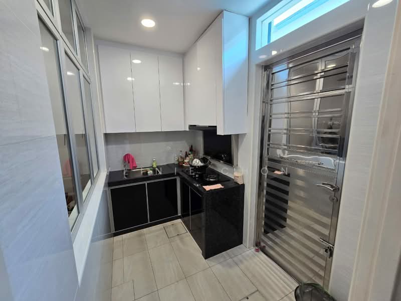 Rumah Teres 2 Tingkat untuk Dijual di Skudai (Johor) - Weinie Chon - Kitchen - PropertyGuru.com.my